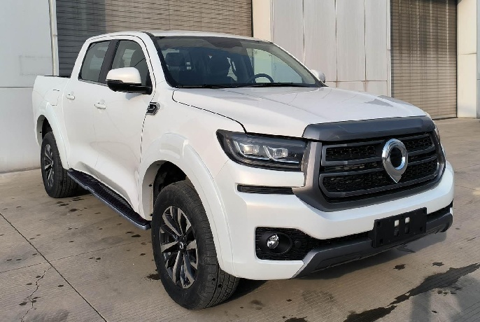 长城汽车 长城炮乘用版 柴油 2.37L柴油 186马力 自动档双排皮卡 (9档变速箱)